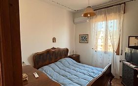 Pm 17 Via Galileo Galilei Guest House